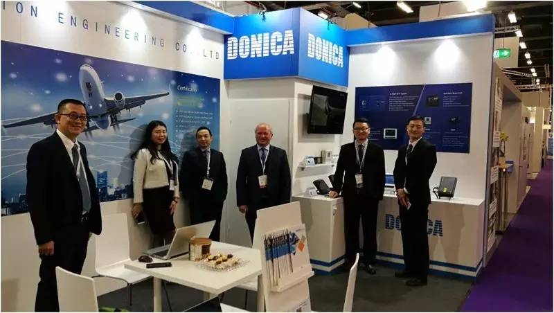 1491986347391656.jpg 多尼卡团队合影.jpg